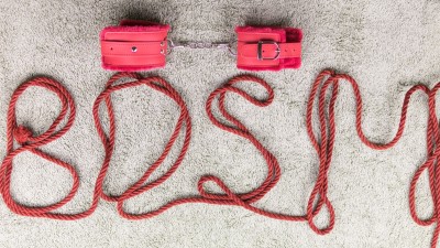 legătura penisului cu paracord