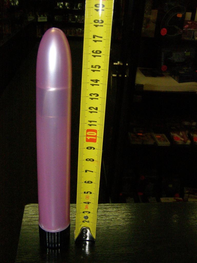 Vibrator din plastic 17 cm