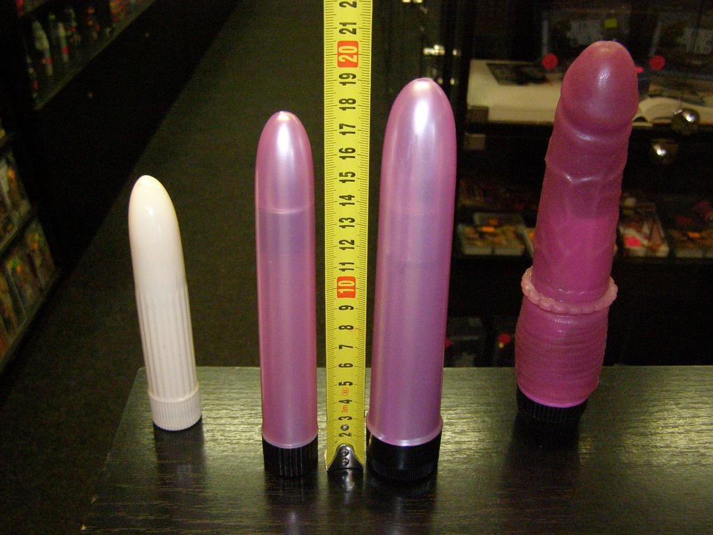 Vibrator din plastic 17 cm
