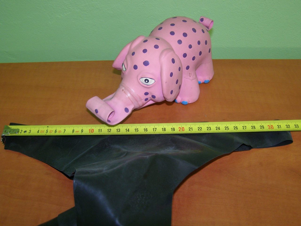 Chiloți din latex cu 3 penisuri