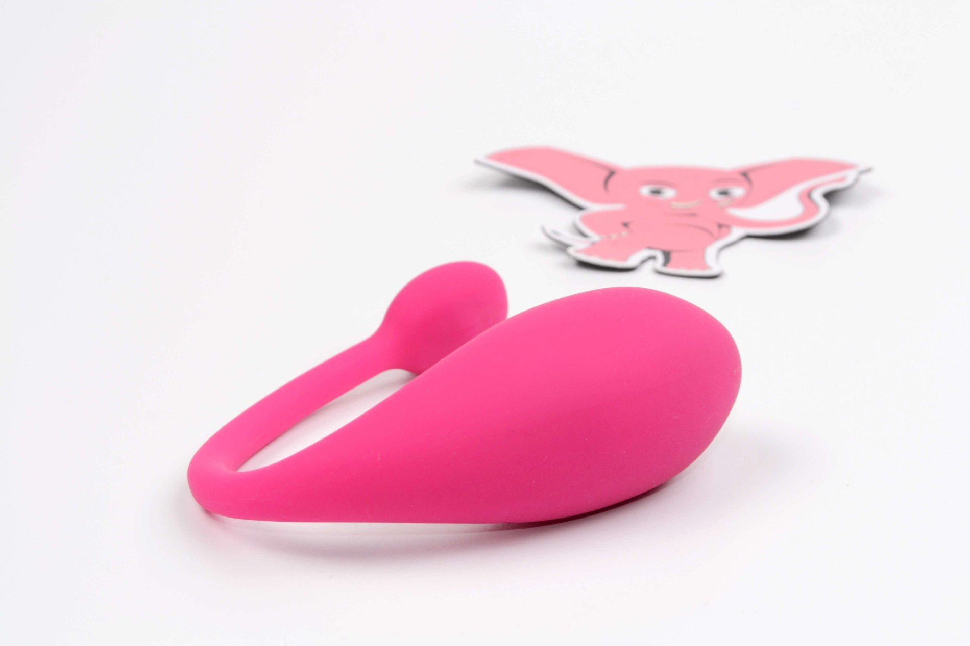 Ouă vibratoare Mia App cu telecomandă și aplicație mobilă