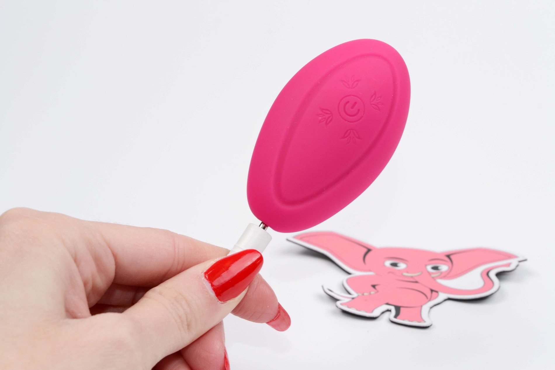 Ouă vibratoare Mia App cu telecomandă și aplicație mobilă
