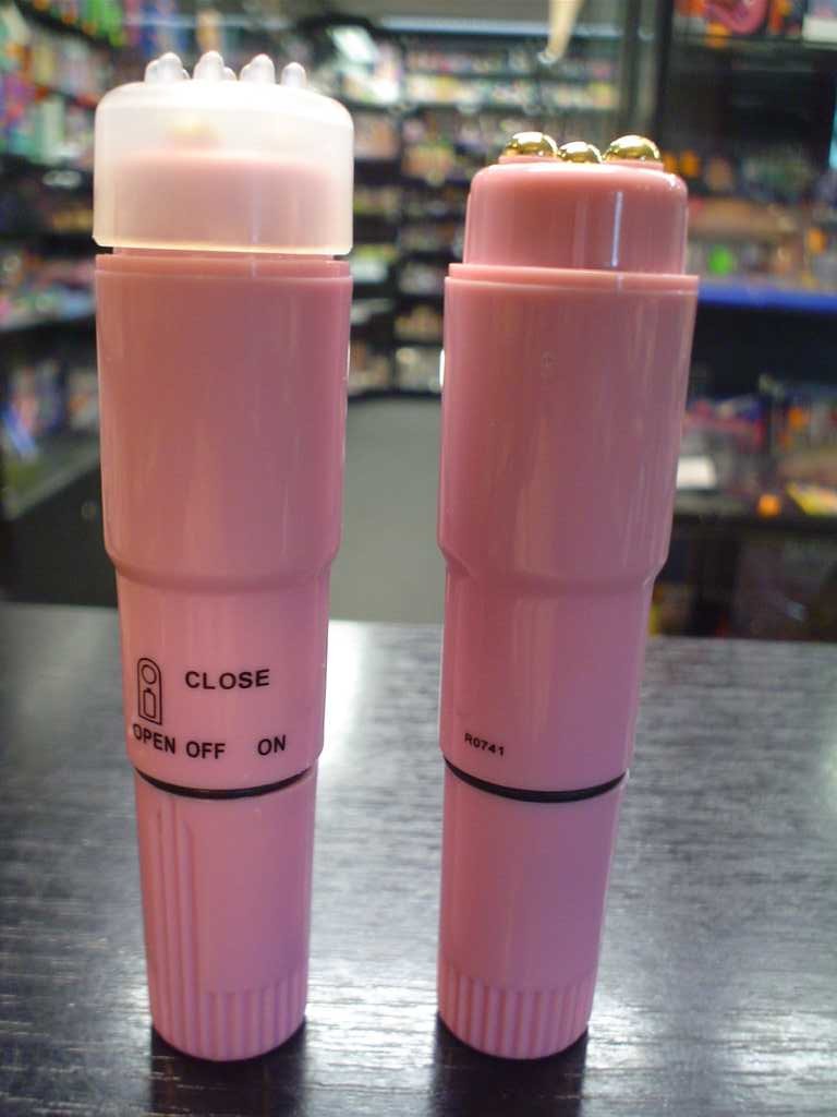 Vibrator clitoridian roz amuzant!