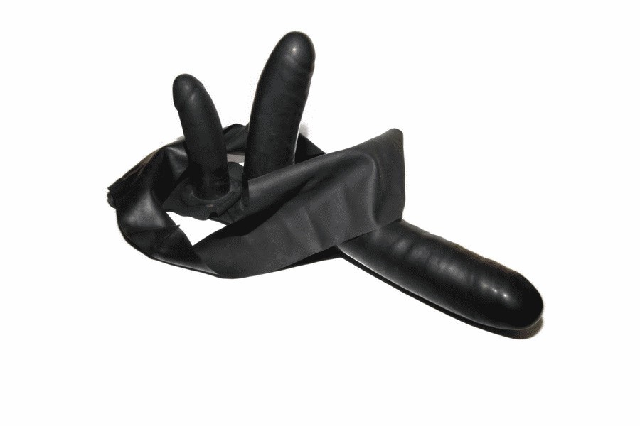 Chiloți din latex cu 3 penisuri