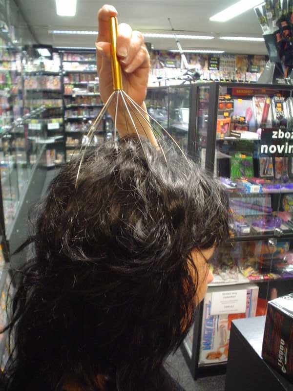 Râșniță - masaj la cap