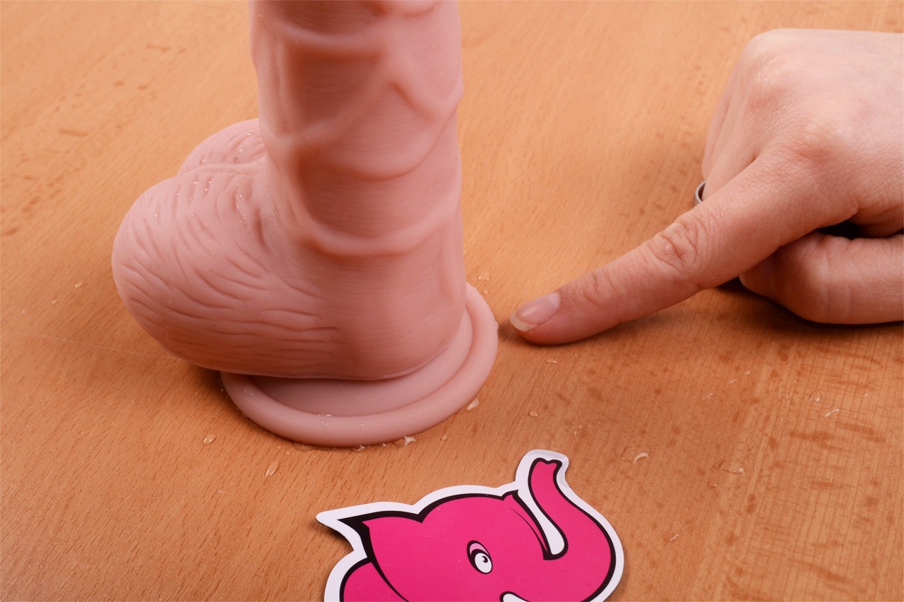 Dildo din silicon cu ventuză și testicule (20cm) - Cupa de aspirație