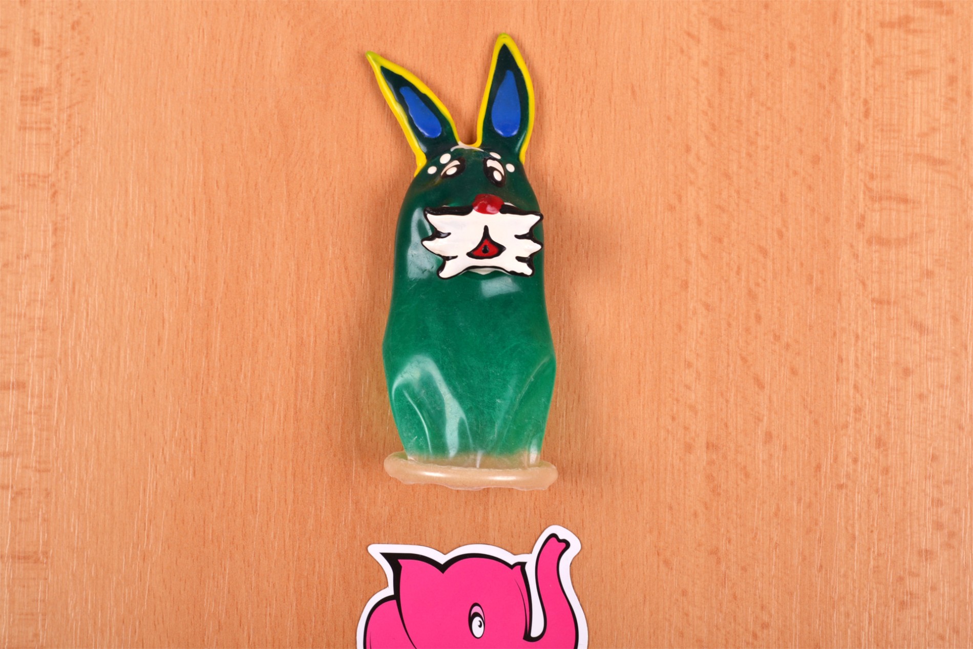 Prezervativul ERCO - ședință foto în Růžový Slon Havířov