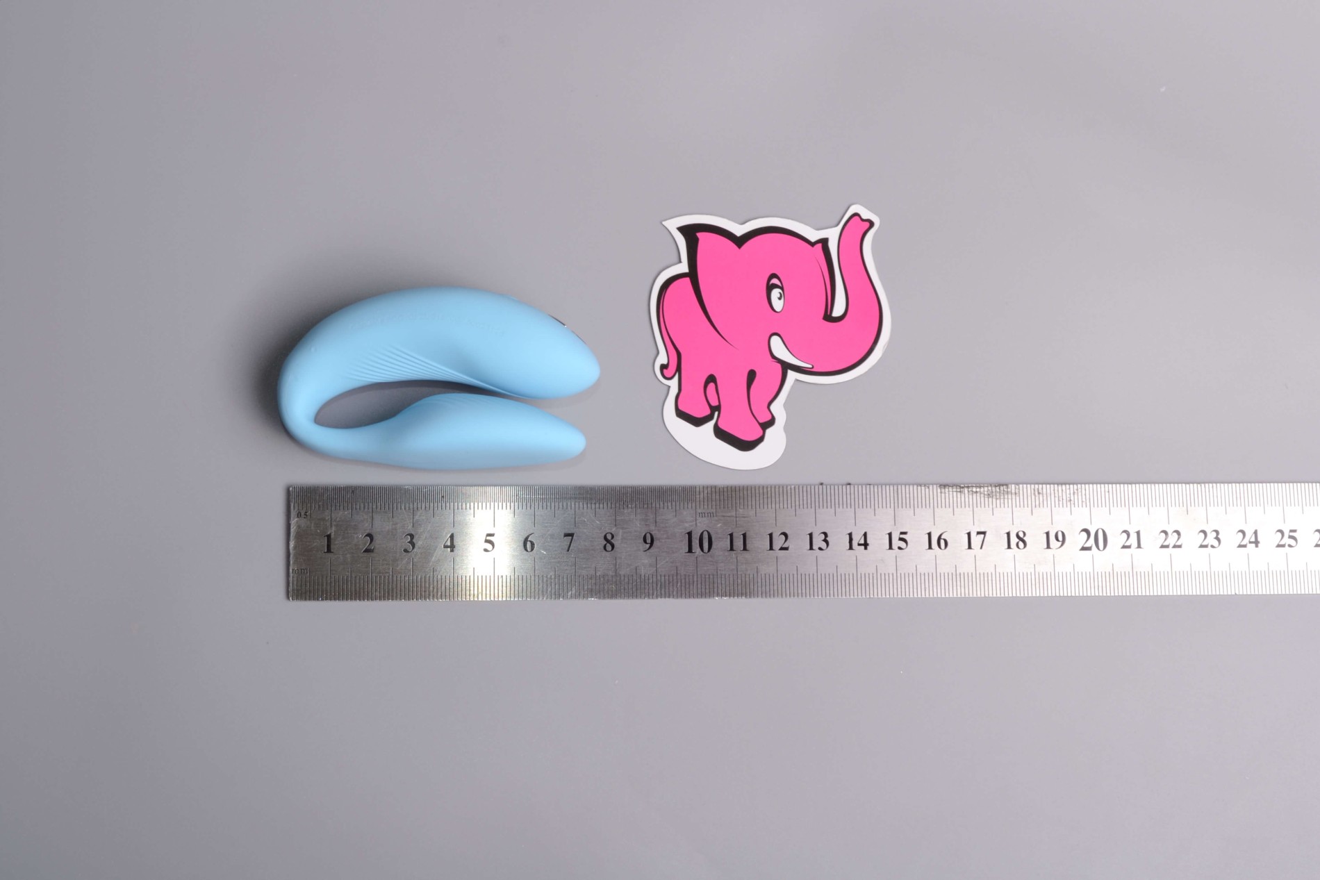 We-Vibe Chorus vibrator cu pereche, dimensiuni