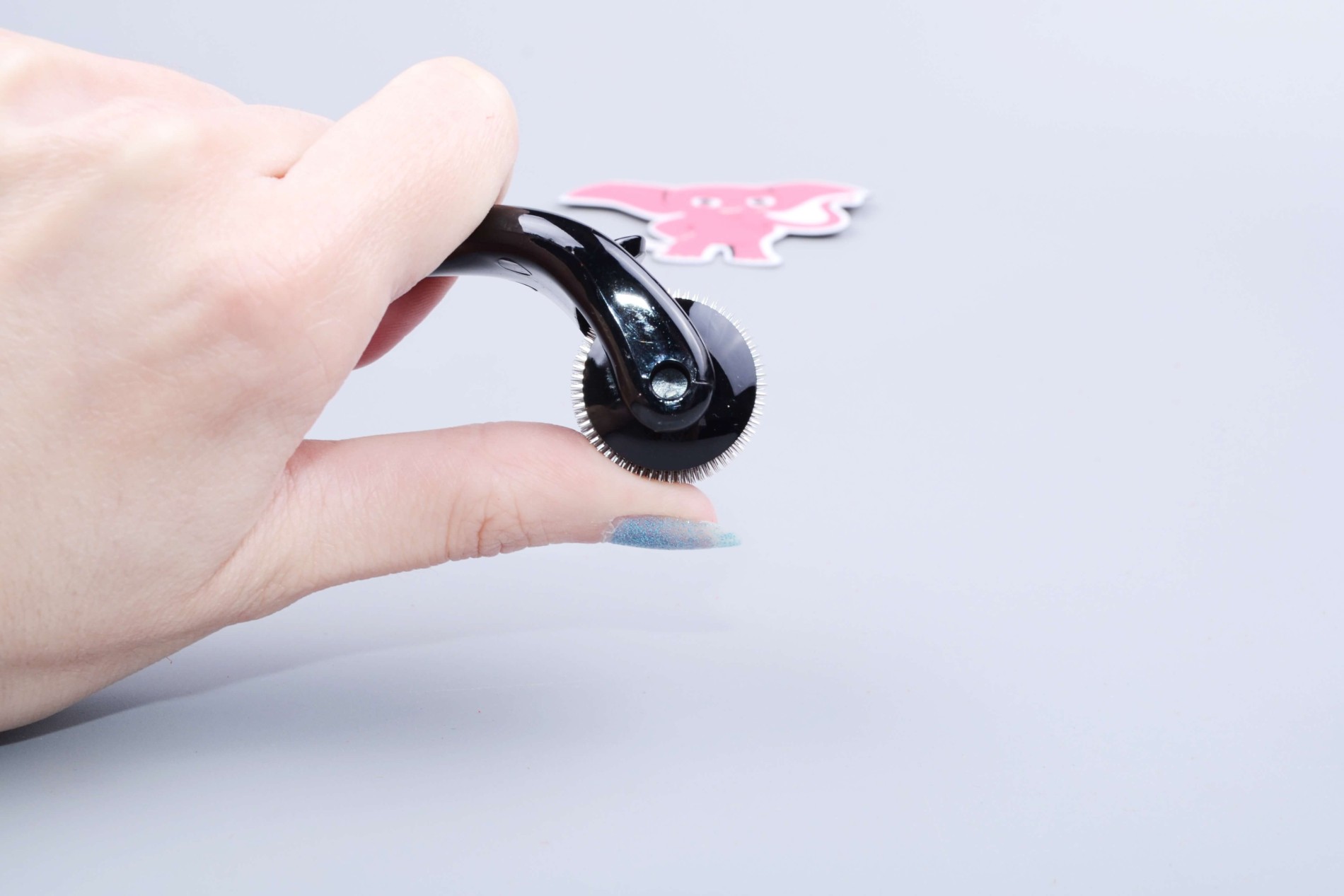 Roata Wartenberg Delight, în mână