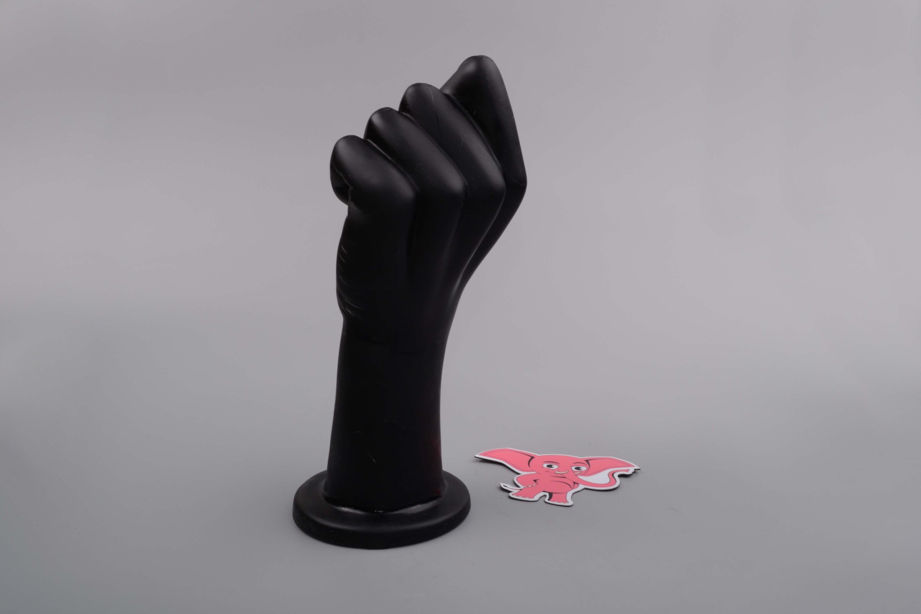 Dildo XXL cu ventuză de aspirație (24 cm)