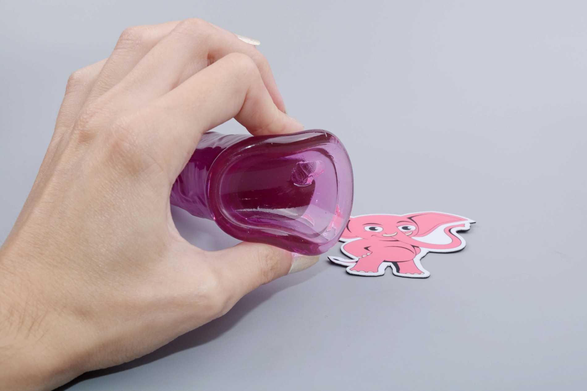 Dildo cu ventuză Purple II (19,5 cm), ventuză