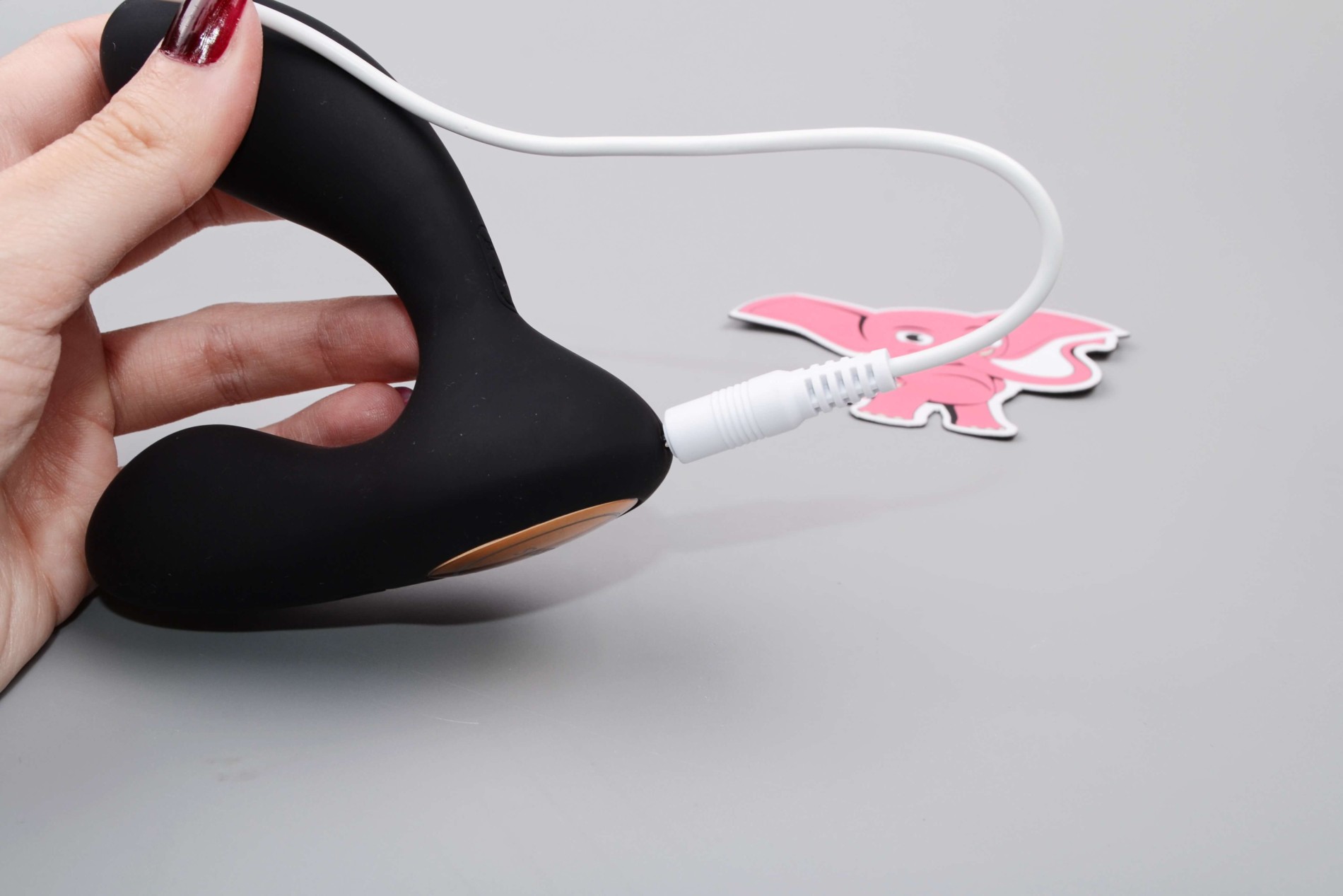 Plug anal vibrator Svakom Vick Neo cu aplicație mobilă, încărcare