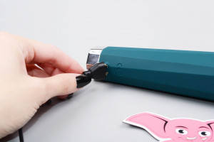 Vibrator de masaj AkuWand Next Gen (30 cm), reîncărcabil