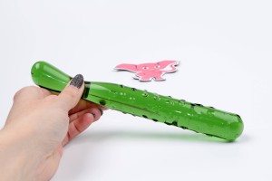 Dildo de sticlă Mr. Cucumber (20 cm)