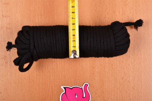 Frânghie de bondage Soft Touch - măsurăm lățimea frânghiei mai lungi
